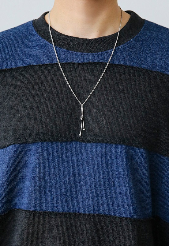Knot necklace 빡선생